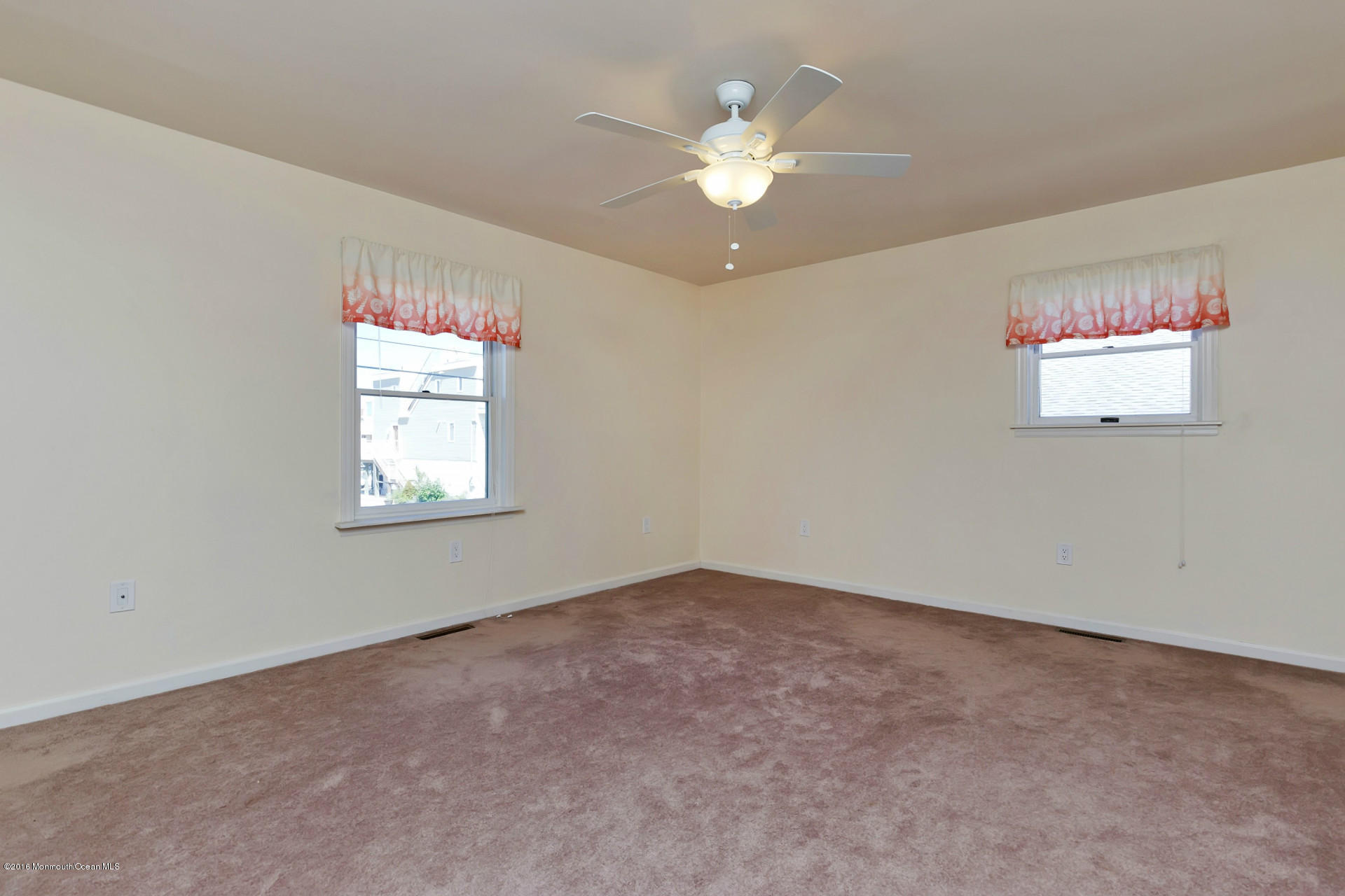 143 Flamingo Road Tuckerton, NJ 08087 - Photo 21 of 30 021-213620-IMG_3755_4567994