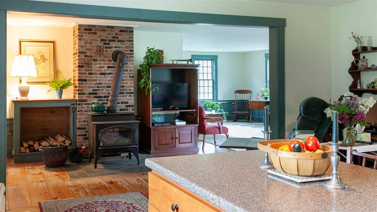 222 Hill Road Acworth, NH 03601 - Photo 11 of 38
