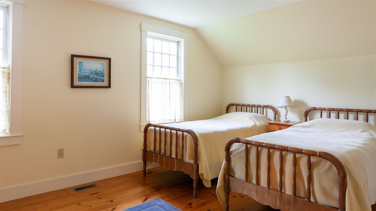 222 Hill Road Acworth, NH 03601 - Photo 23 of 38