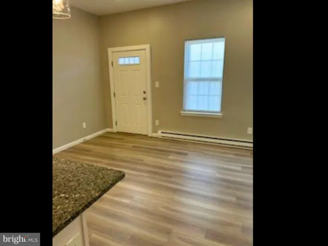 $1,525 | 187 Bridge Street, Unit 1, Phoenixville, PA 19460