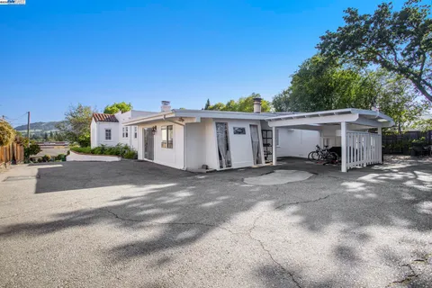 $1,450,000 | 366 Ilo Lane, Danville, CA 94526