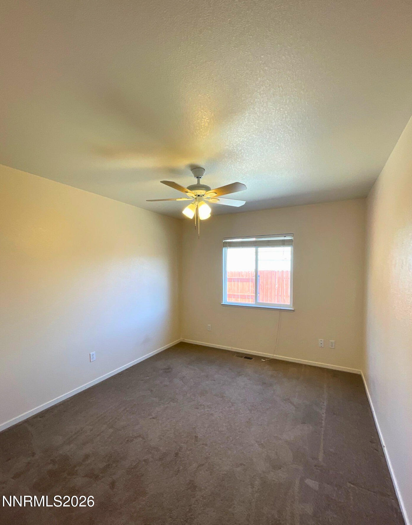 17825 Fairfax Court Reno, NV 89508 - Photo 8 of 11 eea4e0c2-8953-451d-b9c2-a573d484f453