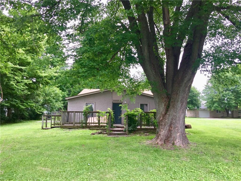 722 Walnut Street Hope, IN 47246 - Photo 3 of 18 Gallery Image 3
