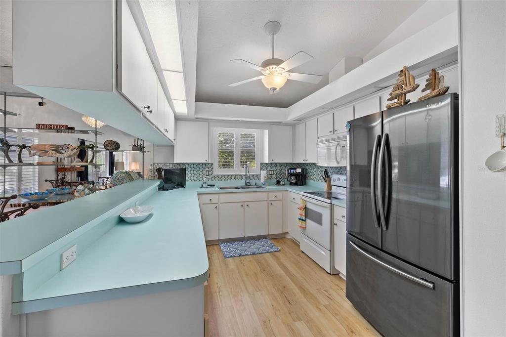 7244 Coventry Court Weeki Wachee, FL 34607 - Photo 11 of 44