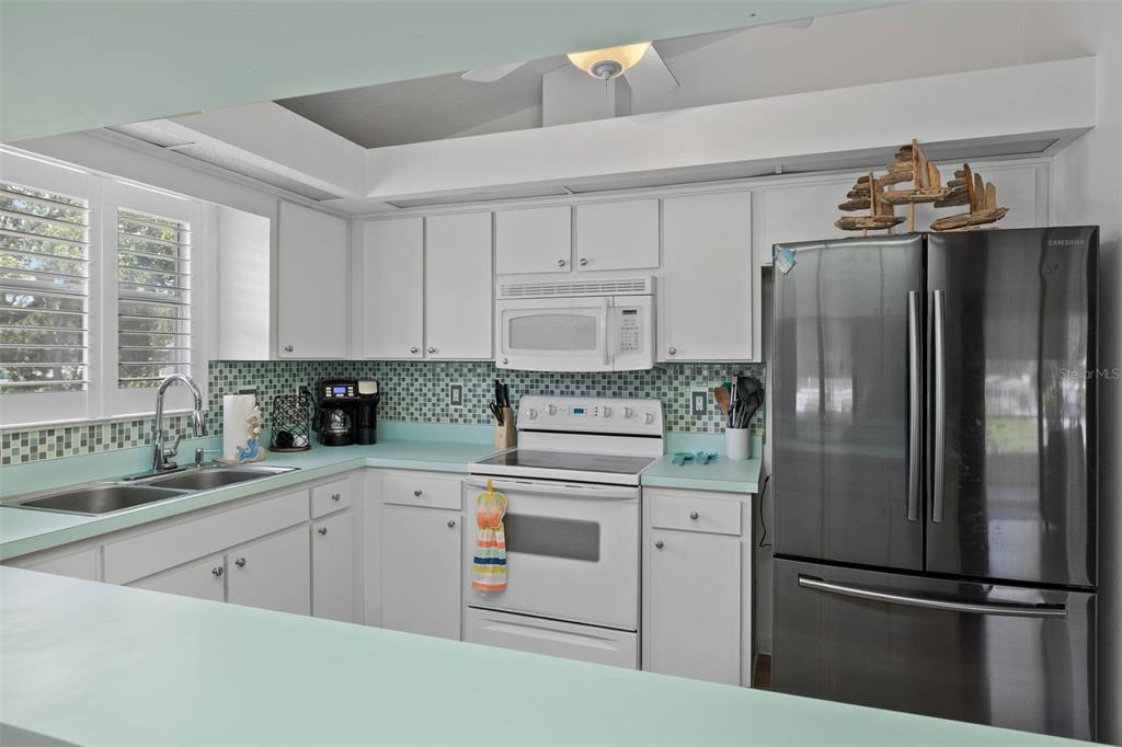 7244 Coventry Court Weeki Wachee, FL 34607 - Photo 12 of 44