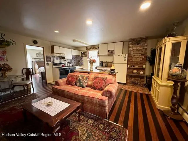 $1,600 | 25 Ulla Terrace, Acra, NY 12405