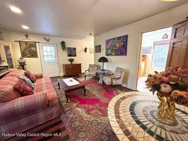 $1,600 | 25 Ulla Terrace, Acra, NY 12405