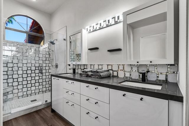 38101 Crocus Lane Palm Desert, CA 92211 - Photo 4 of 28 a bathroom with a double vanity sink mirror and