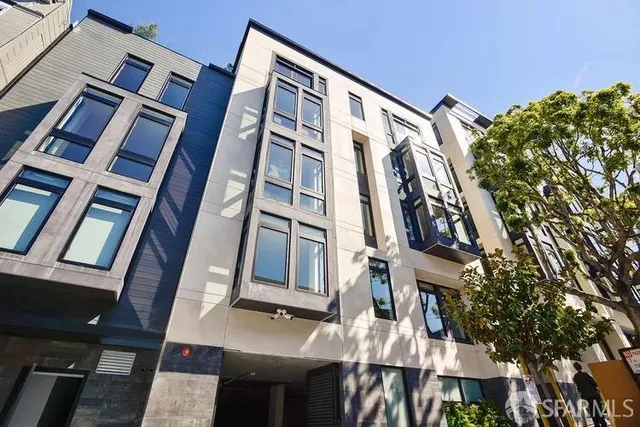 $1,095,000 | 1601 Larkin Street, Unit 102, San Francisco, CA 94109