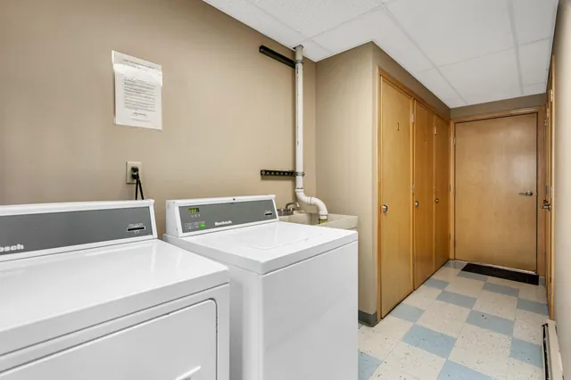 $149,999 | 4624 Cedar Lake Road, Unit 7, St. Louis Park, MN 55416