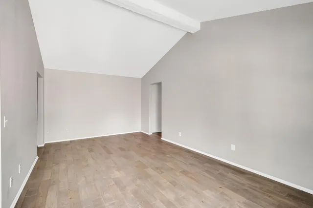 $149,999 | 4624 Cedar Lake Road, Unit 7, St. Louis Park, MN 55416