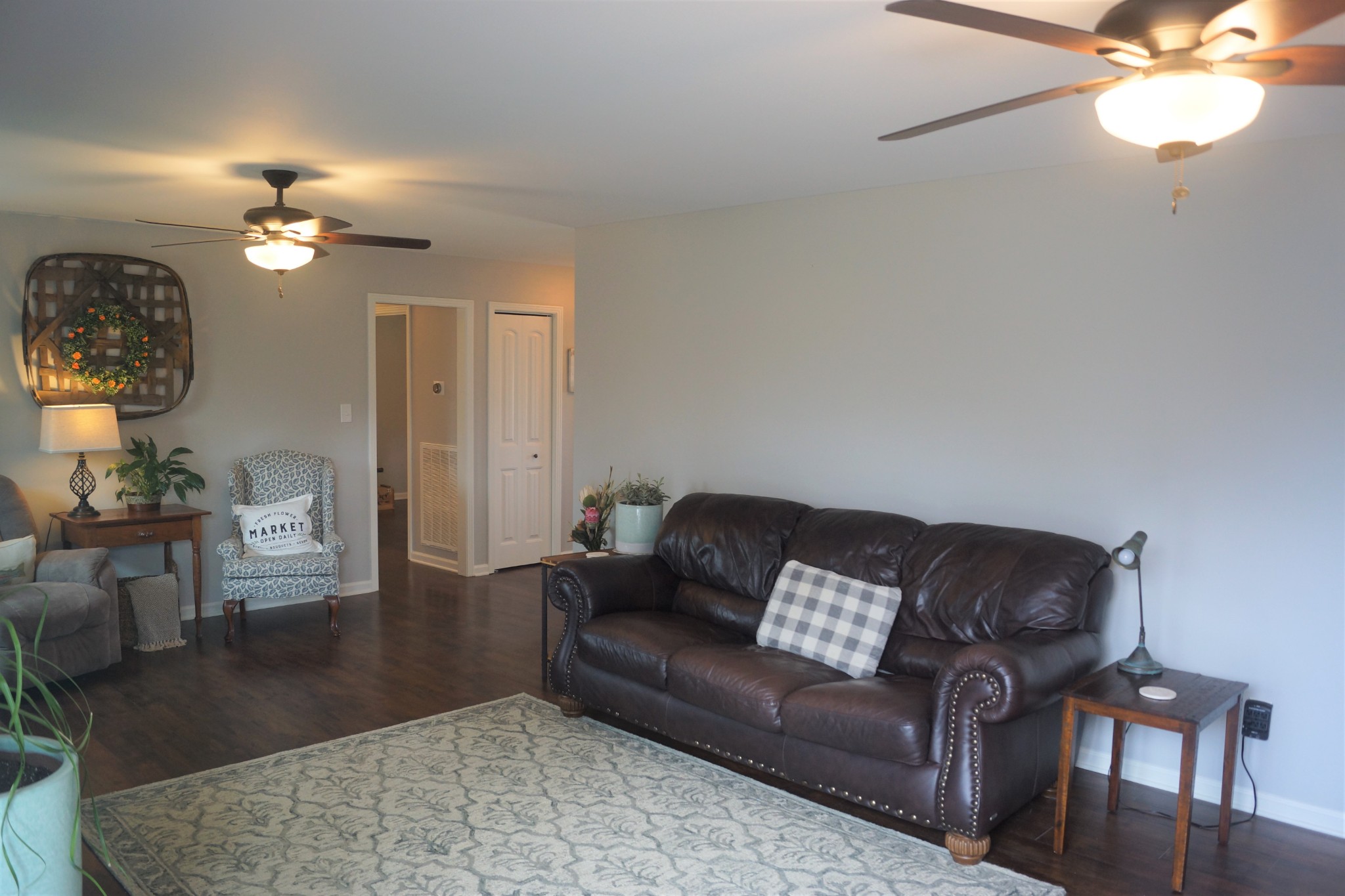 1744 Murfreesboro Road Lebanon, TN 37090 - Photo 8 of 29 a living room with furniture a couch and wooden floor