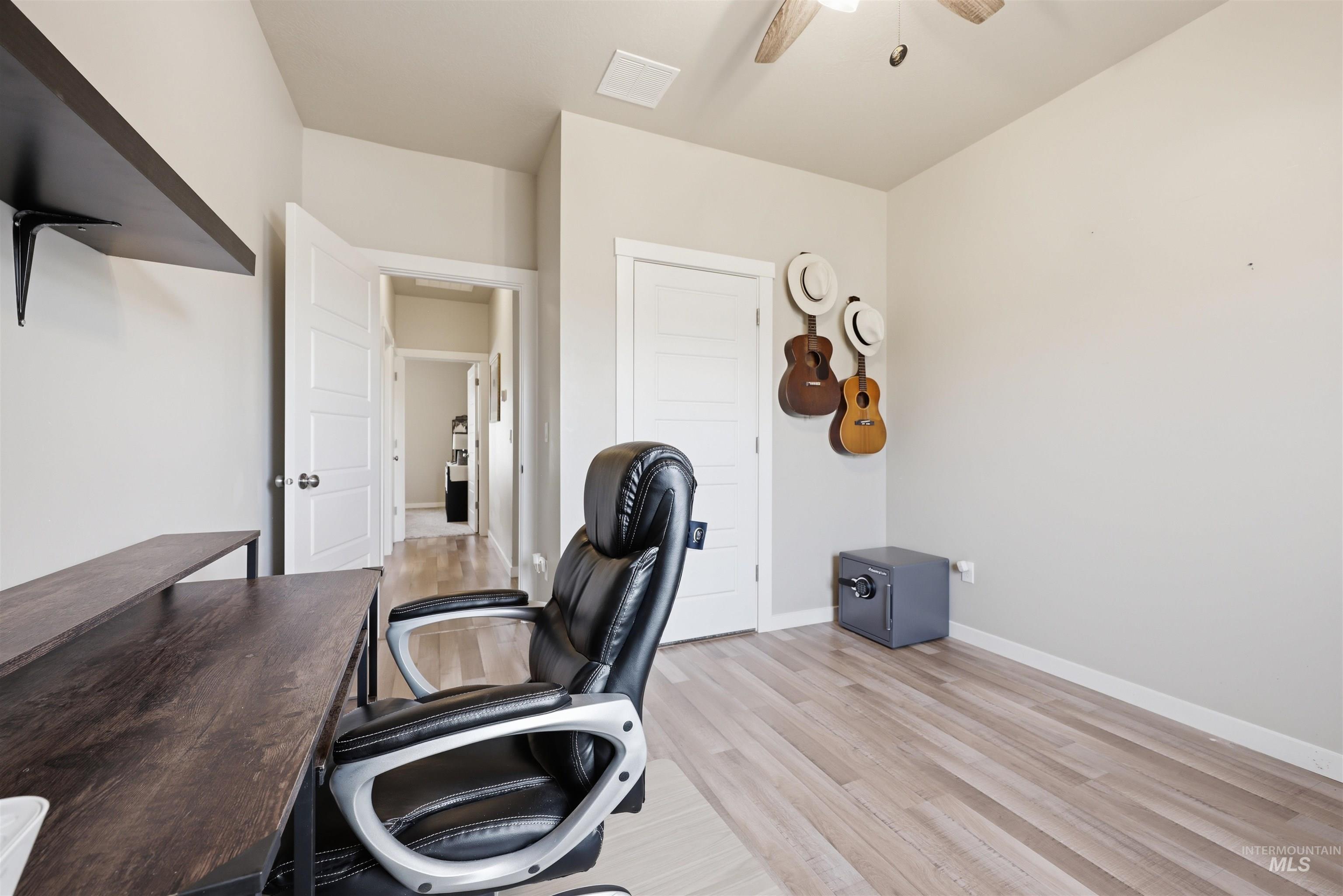 3706 South Greenbrier Road Nampa, ID 83686 - Photo 27 of 45