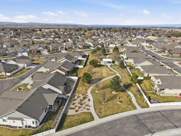 $420,000 | 3706 South Greenbrier Road, Nampa, ID 83686