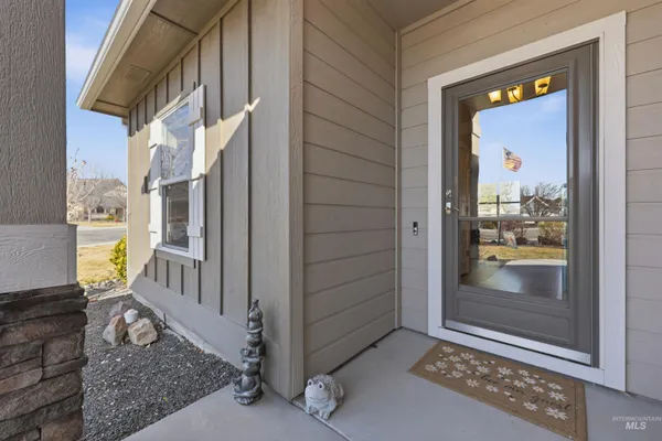 $420,000 | 3706 South Greenbrier Road, Nampa, ID 83686