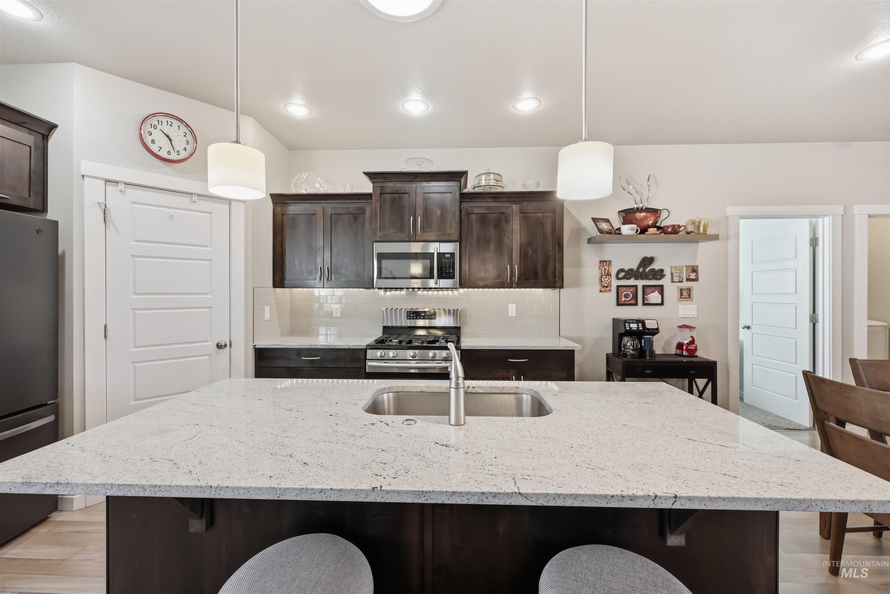 3706 South Greenbrier Road Nampa, ID 83686 - Photo 8 of 45