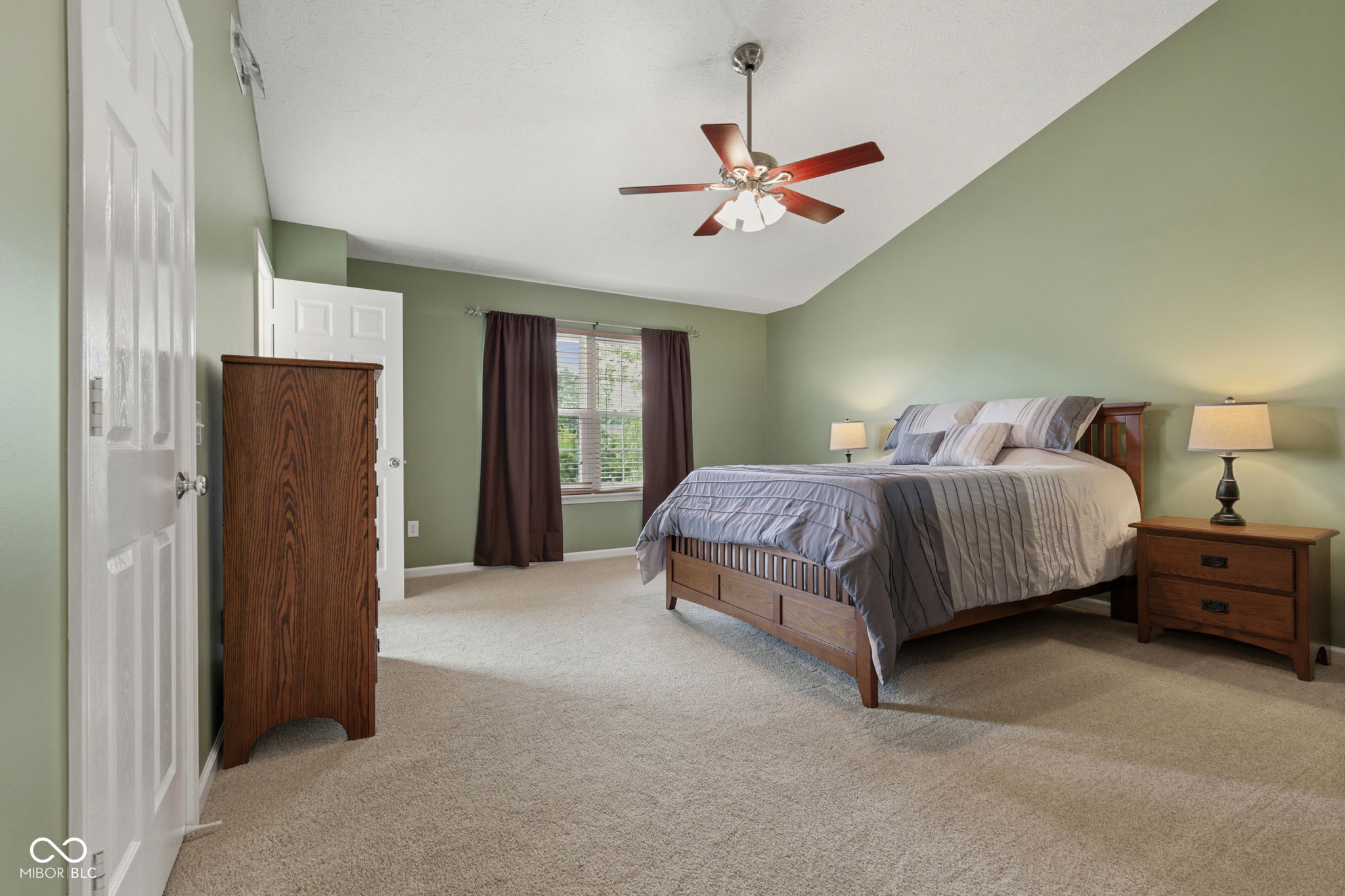 11809 Holbrook Close Fishers, IN 46037 - Photo 13 of 50