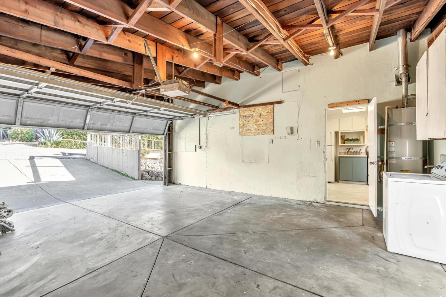 1041 Hargus Avenue Vallejo, CA 94591 - Photo 31 of 35