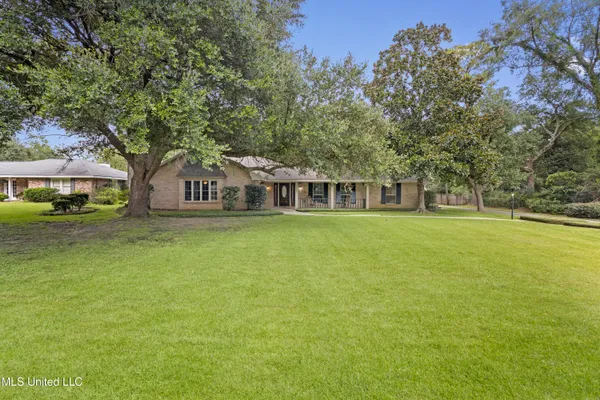 $895,000 | 4106 Franklin Avenue, Gulfport, MS 39507