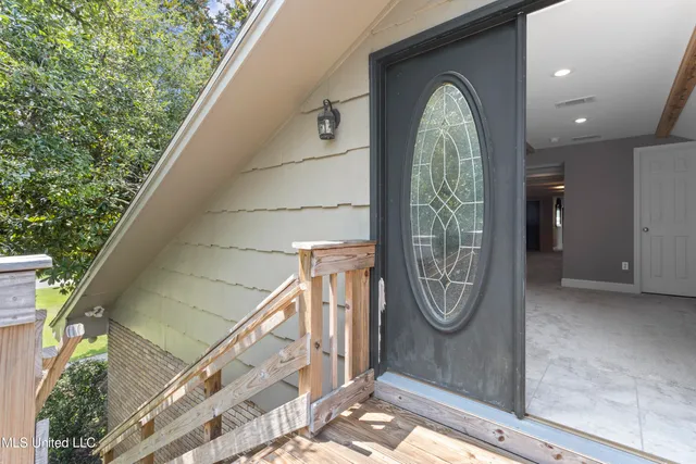 $895,000 | 4106 Franklin Avenue, Gulfport, MS 39507