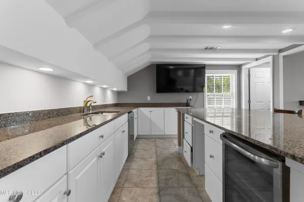 $895,000 | 4106 Franklin Avenue, Gulfport, MS 39507