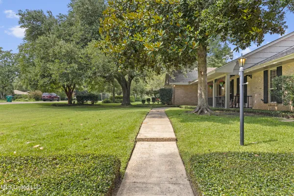 $895,000 | 4106 Franklin Avenue, Gulfport, MS 39507