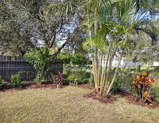 $2,475 | 841 Northwest Riverside Drive, Port St. Lucie, FL 34983