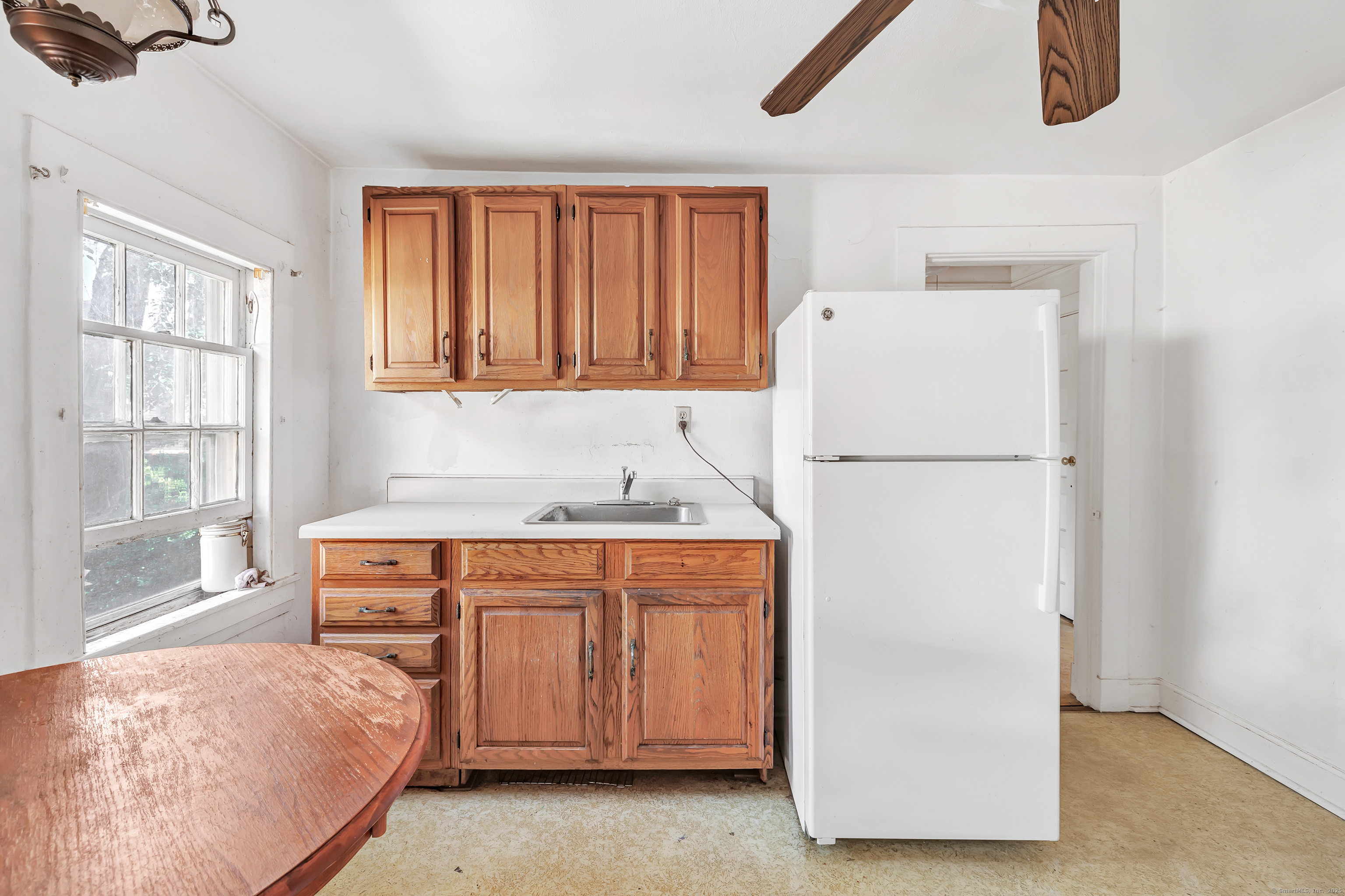 22 Sims Street Bridgeport, CT 06604 - Photo 11 of 22