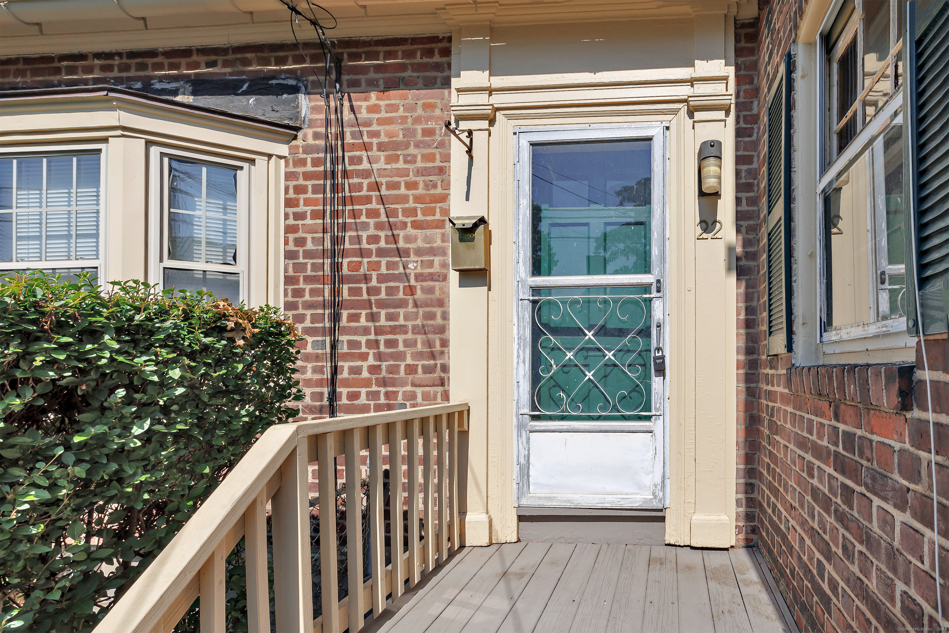 22 Sims Street Bridgeport, CT 06604 - Photo 3 of 22