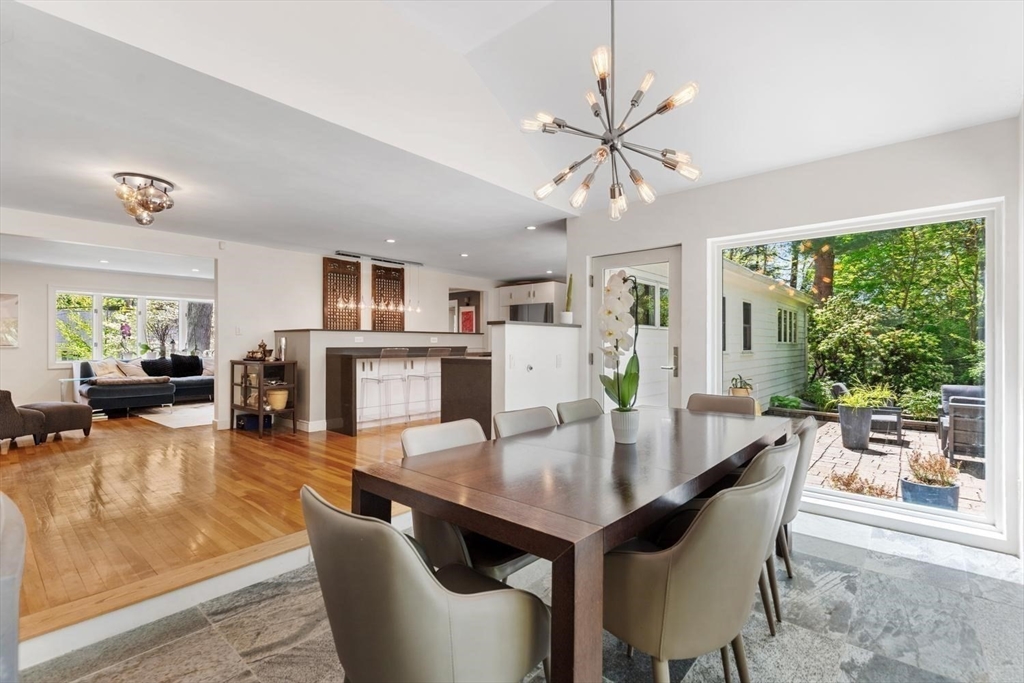 44 Windemere Road Wellesley, MA 02481 - Photo 4 of 27