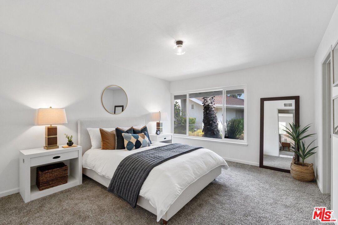 19111 Derwent Place Porter Ranch, CA 91326 - Photo 15 of 31 Gallery Image 15