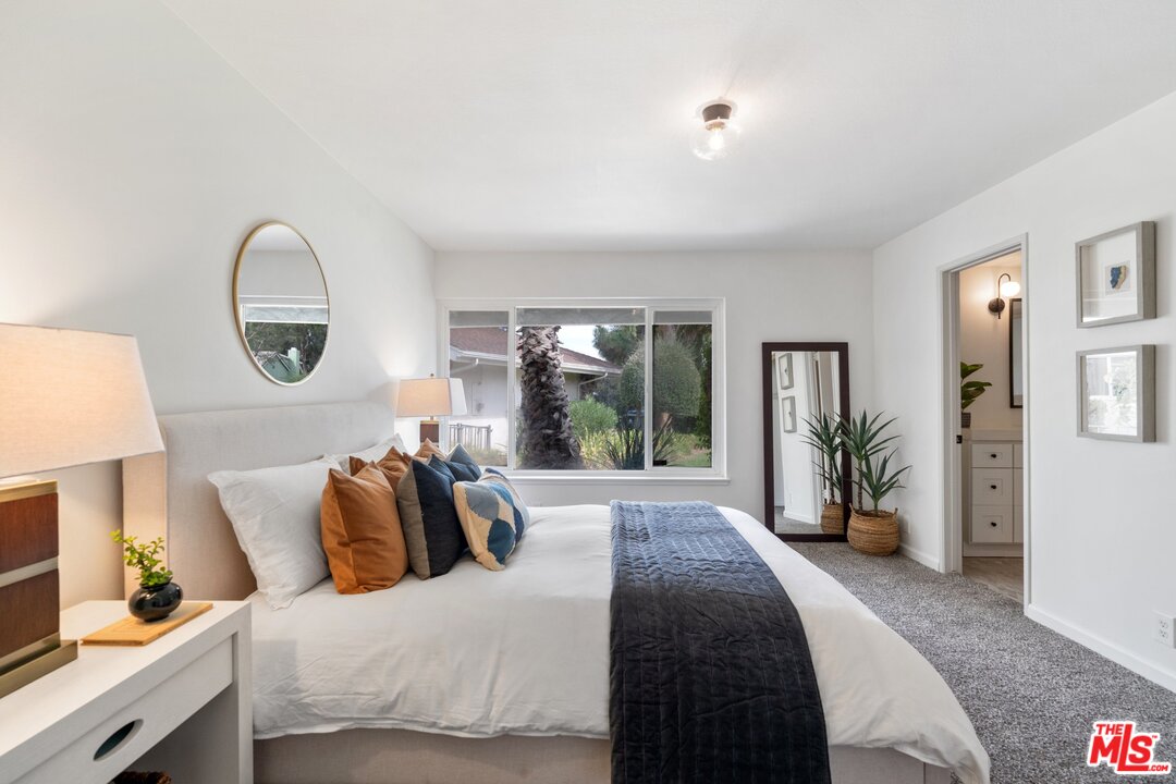 19111 Derwent Place Porter Ranch, CA 91326 - Photo 16 of 31 Gallery Image 16