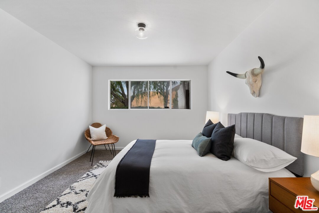 19111 Derwent Place Porter Ranch, CA 91326 - Photo 21 of 31 Gallery Image 21