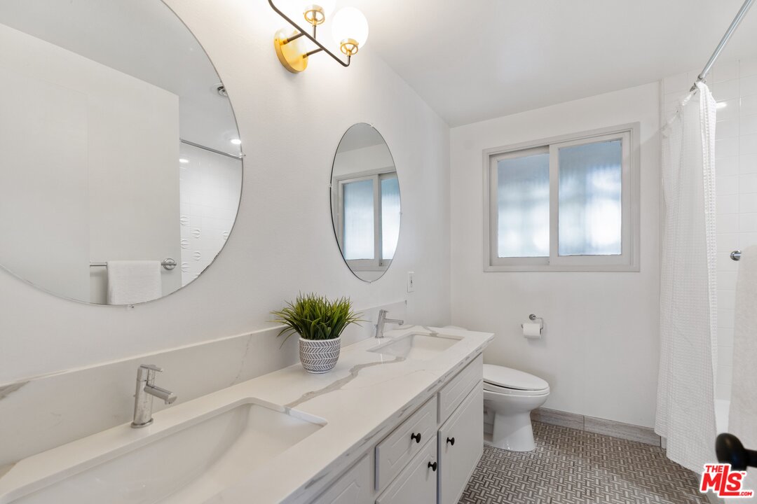 19111 Derwent Place Porter Ranch, CA 91326 - Photo 22 of 31 Gallery Image 22
