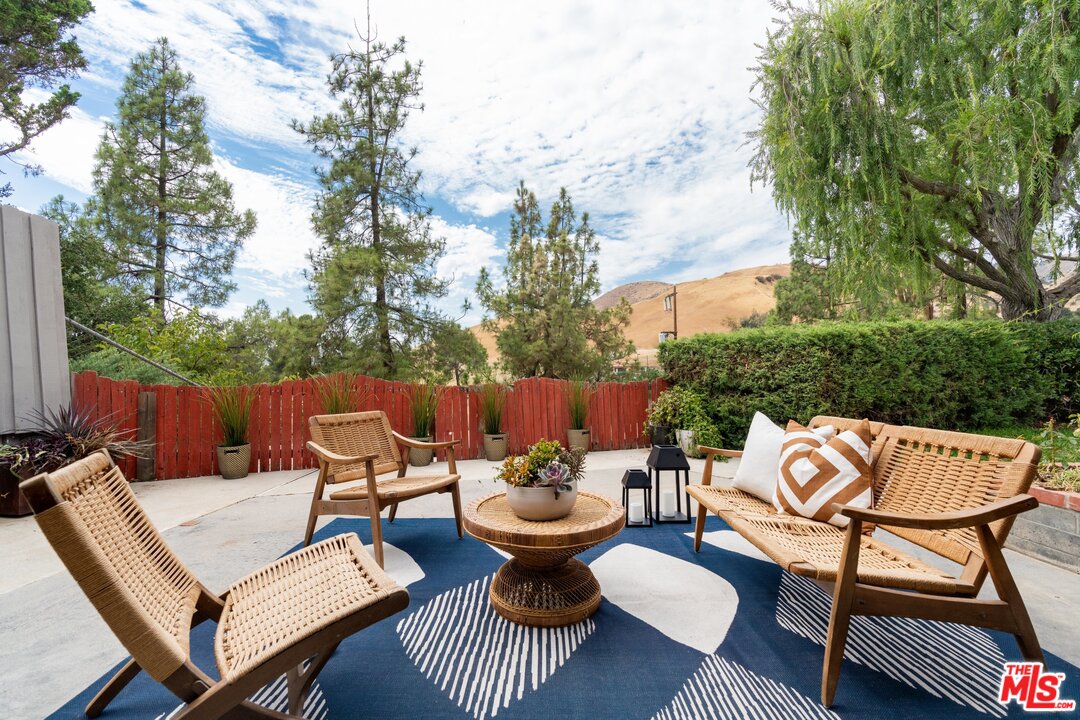 19111 Derwent Place Porter Ranch, CA 91326 - Photo 26 of 31 Gallery Image 26