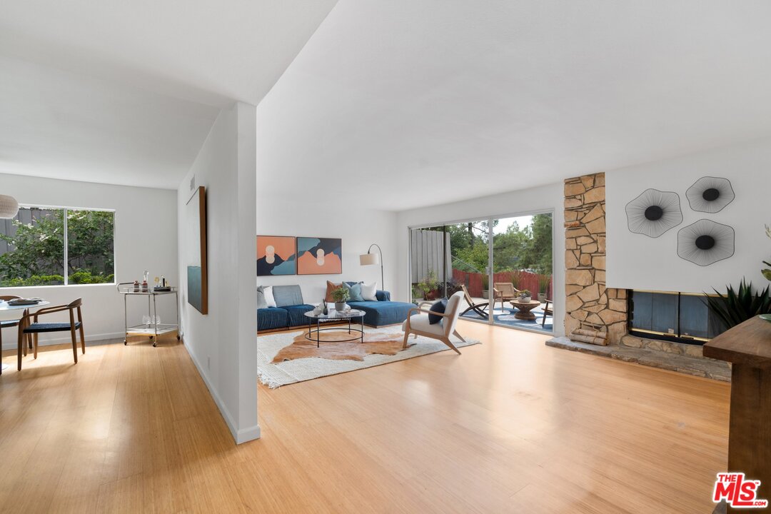 19111 Derwent Place Porter Ranch, CA 91326 - Photo 4 of 31 Gallery Image 4