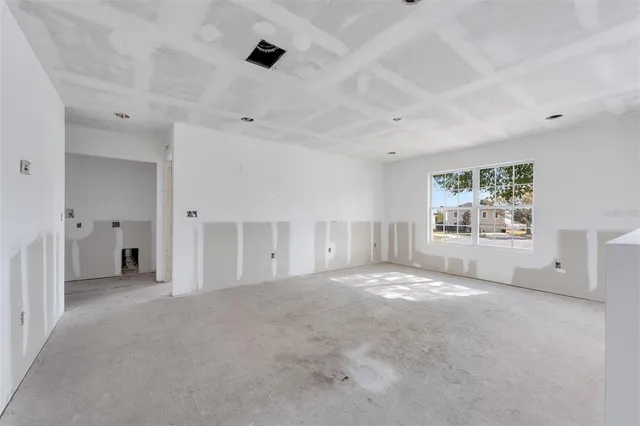 $324,900 | 2960 White Magnolia Loop, Clermont, FL 34711