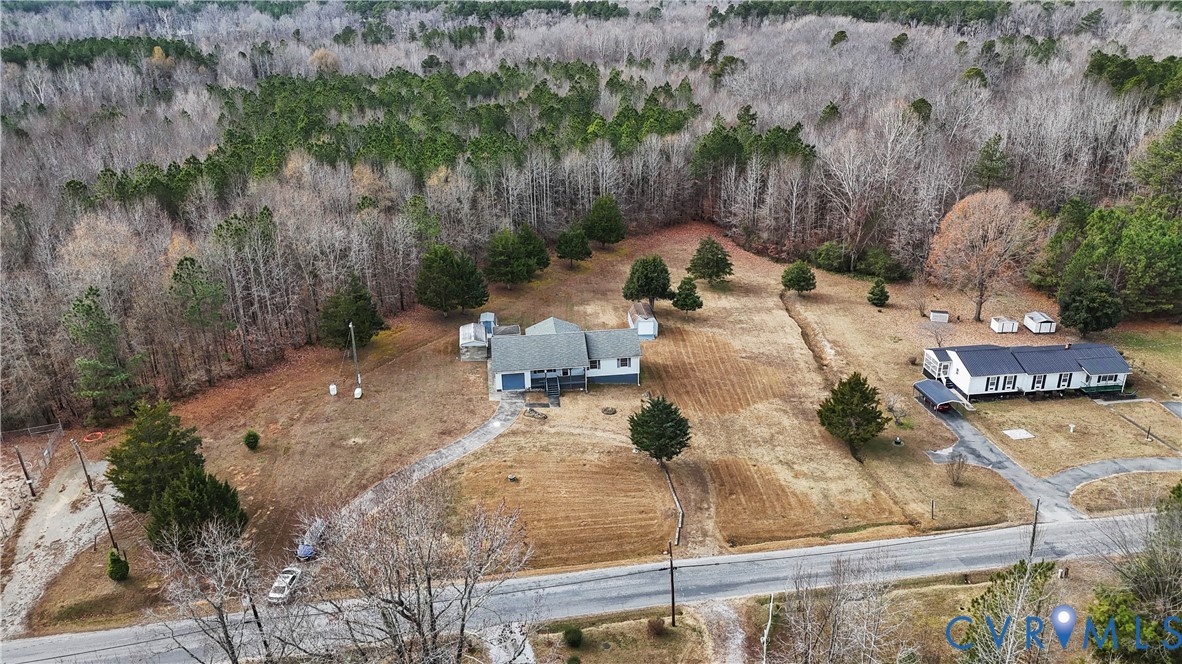 927 East Courthouse Road Blackstone, VA 23824 - Photo 22 of 23 Aerial overview of property's location with a heav