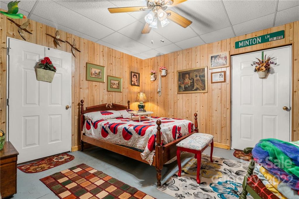 152 Gibbs Road Leicester, NC 28748 - Photo 36 of 48 Gallery Image 36
