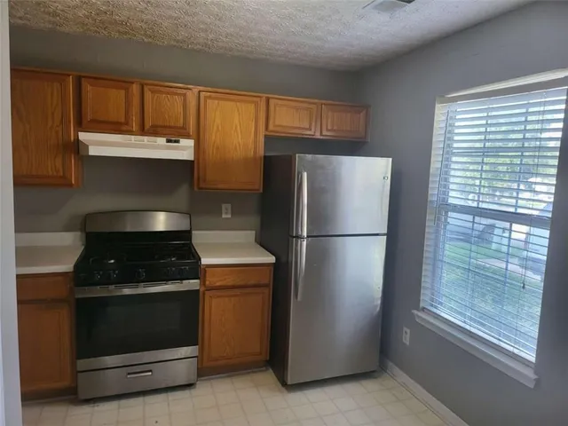 $1,600 | 7018 Panda Road, Austell, GA 30168