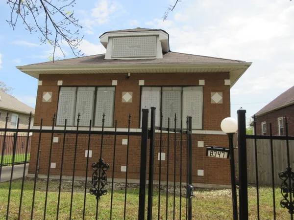 $199,900 | 8347 South Green Street, Chicago, IL 60620