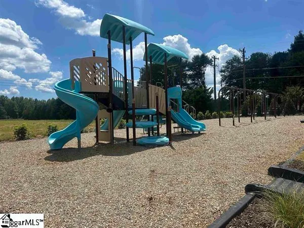 $395,990 | 101 Spg Knl Way, Fountain Inn, SC 29644