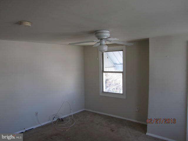 Apt 2 Bedroom 1