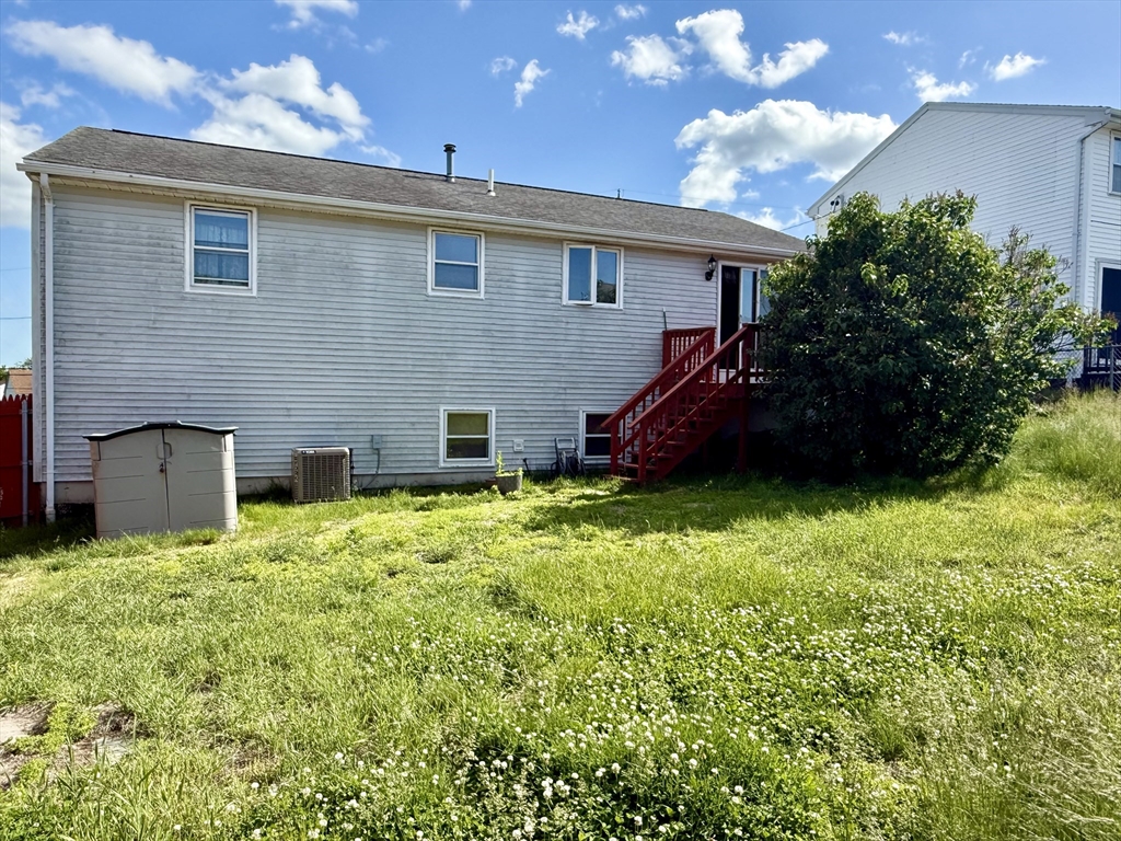 90 Augustus Street Fall River, MA 02721 - Photo 3 of 16