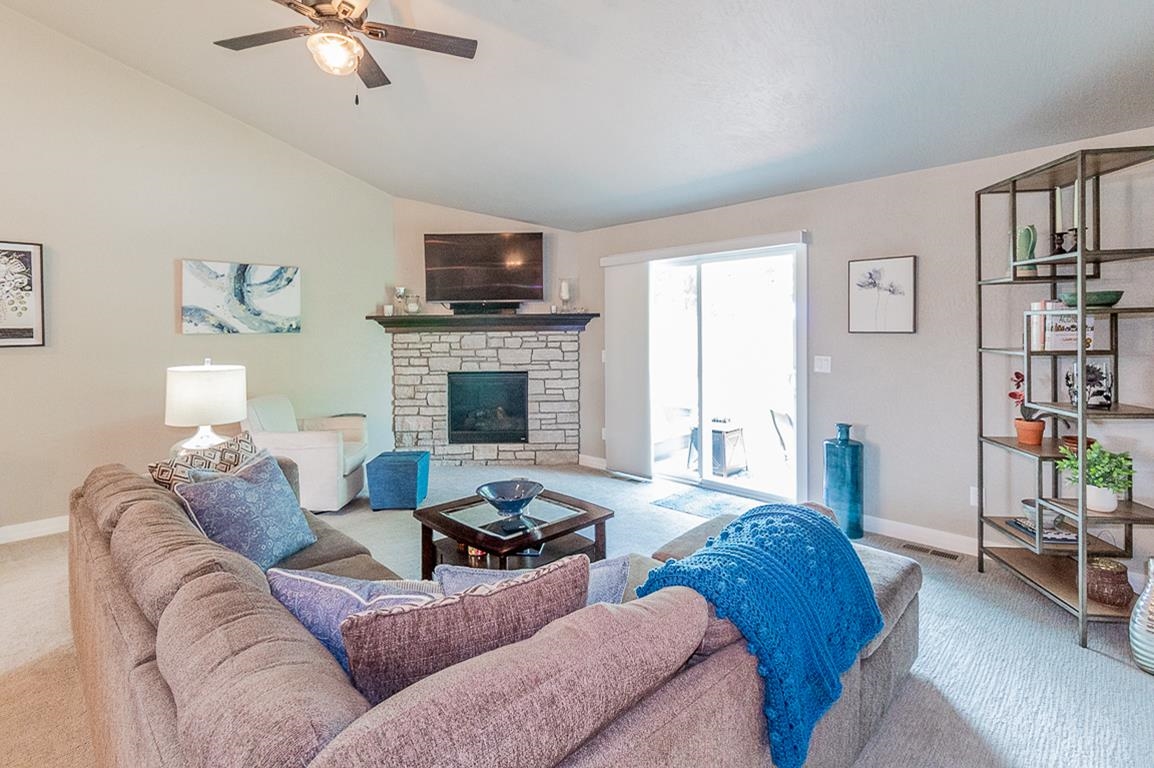 1857 Southbridge Road De Pere, WI 54115 - Photo 15 of 40
