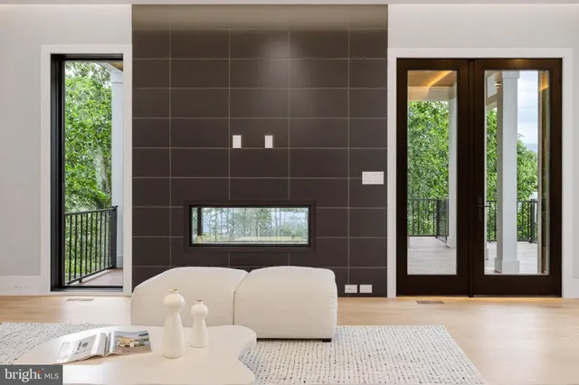 $3,499,999 | 1052 Balls Hill Road, McLean, VA 22101