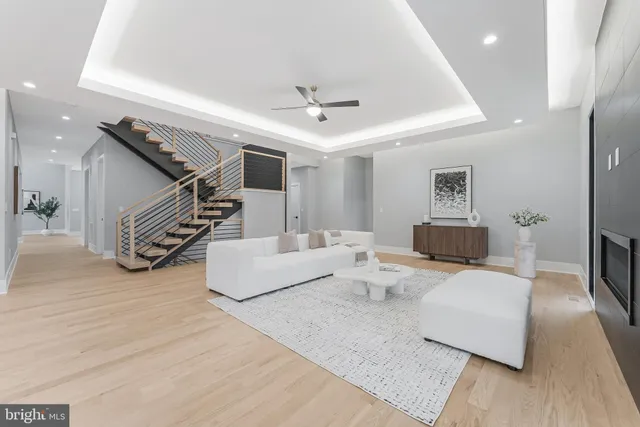 $3,499,999 | 1052 Balls Hill Road, McLean, VA 22101