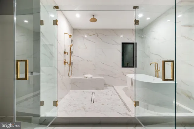 $3,499,999 | 1052 Balls Hill Road, McLean, VA 22101