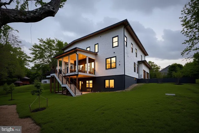 $3,499,999 | 1052 Balls Hill Road, McLean, VA 22101