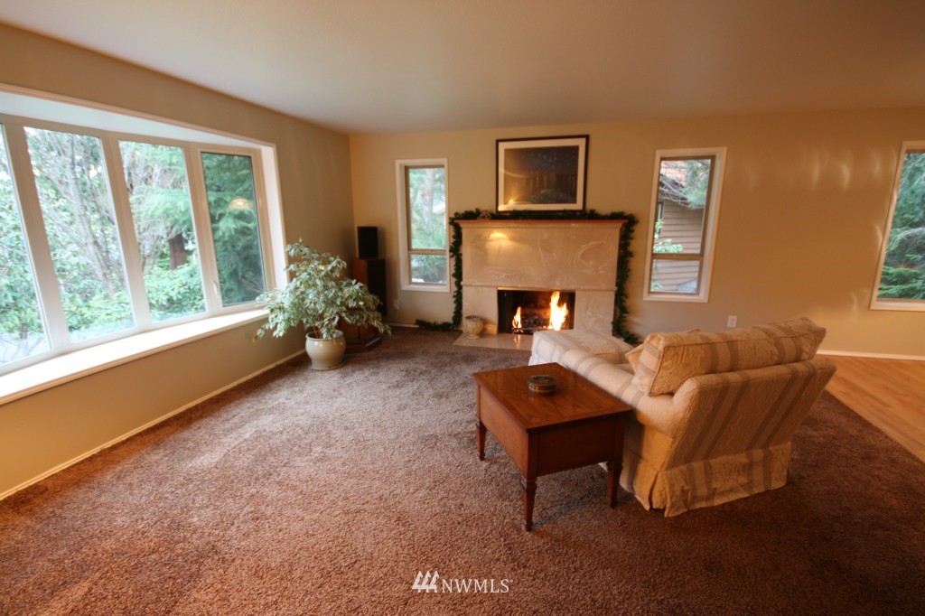 712 Fieldston Road Bellingham, WA 98225 - Photo 2 of 15